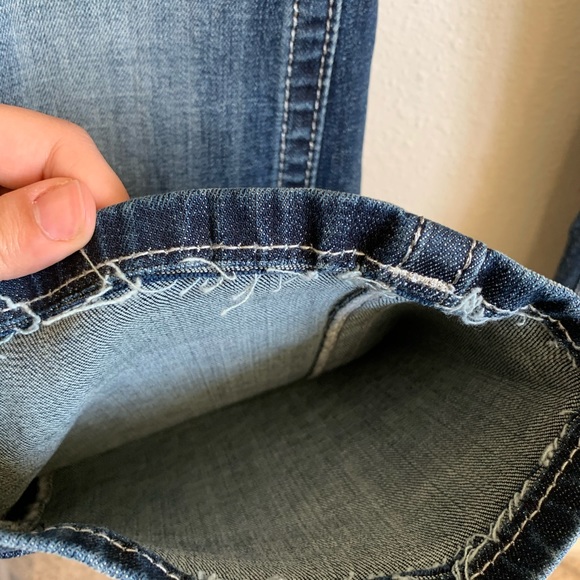 Miss Me | Mid-Rise Boot Cut Jeans - Picture 3 of 7